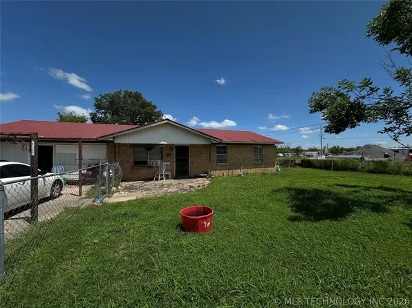 2002 N 15th St, McAlester, OK 74501