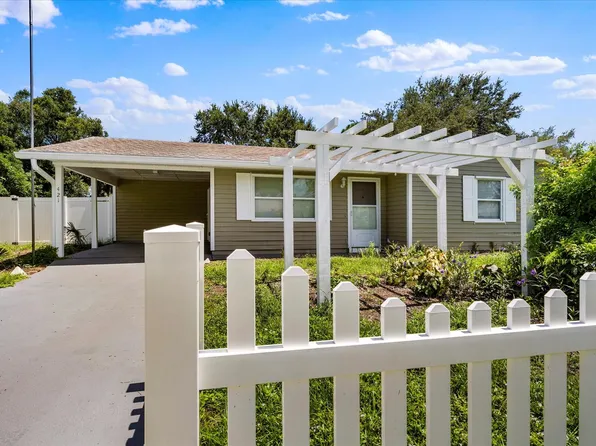 421 Oak Street, Sebastian, FL 32958