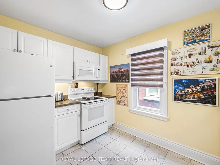 447 Holland Ave #1 — Photo 8