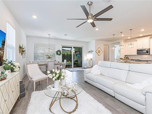 4th image of 28120 Seasons Tide AVE