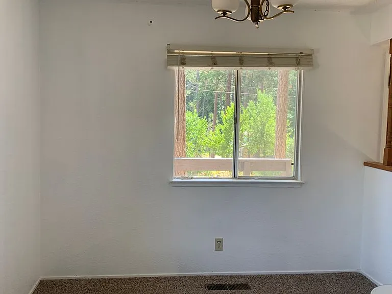 14107 Norwich Cir — Photo 5