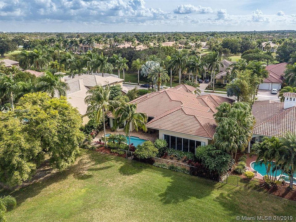 1st image of 2535 Sanctuary Dr