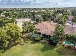2535 Sanctuary Dr, Weston, FL 33327