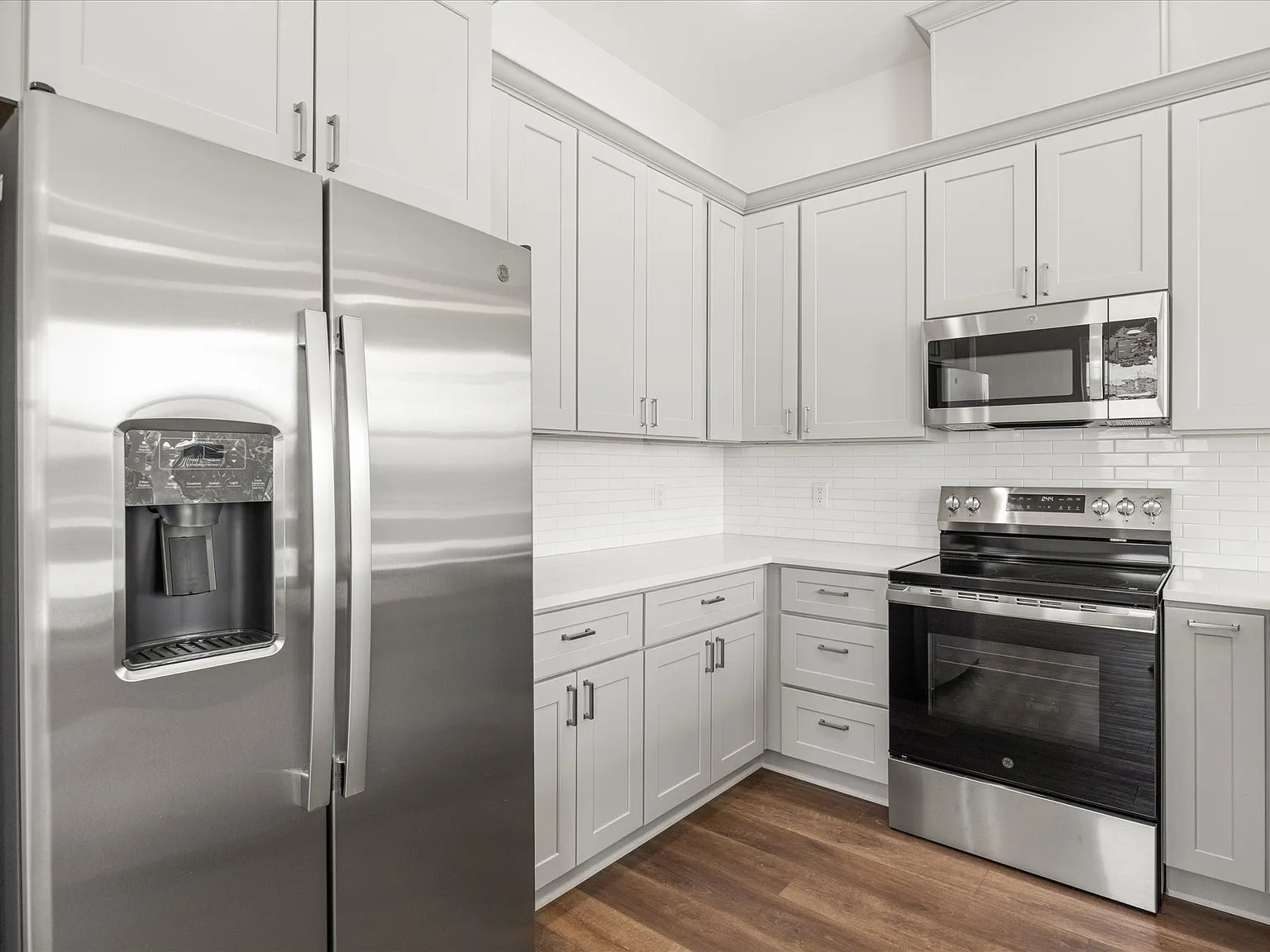 3 bed, 2.5 bath, 1608 sqft, $1,750 — Photo 4