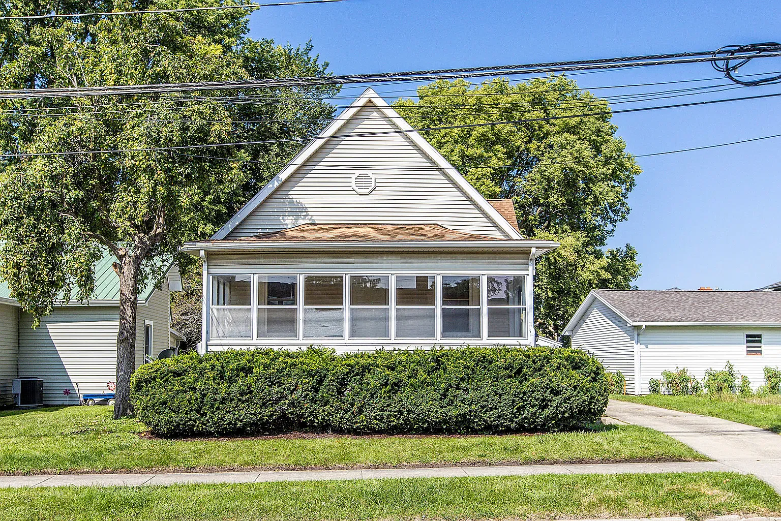803 Bunn St — Photo 2