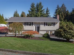 17913 25th Street Ct E, Lake Tapps, WA 98391