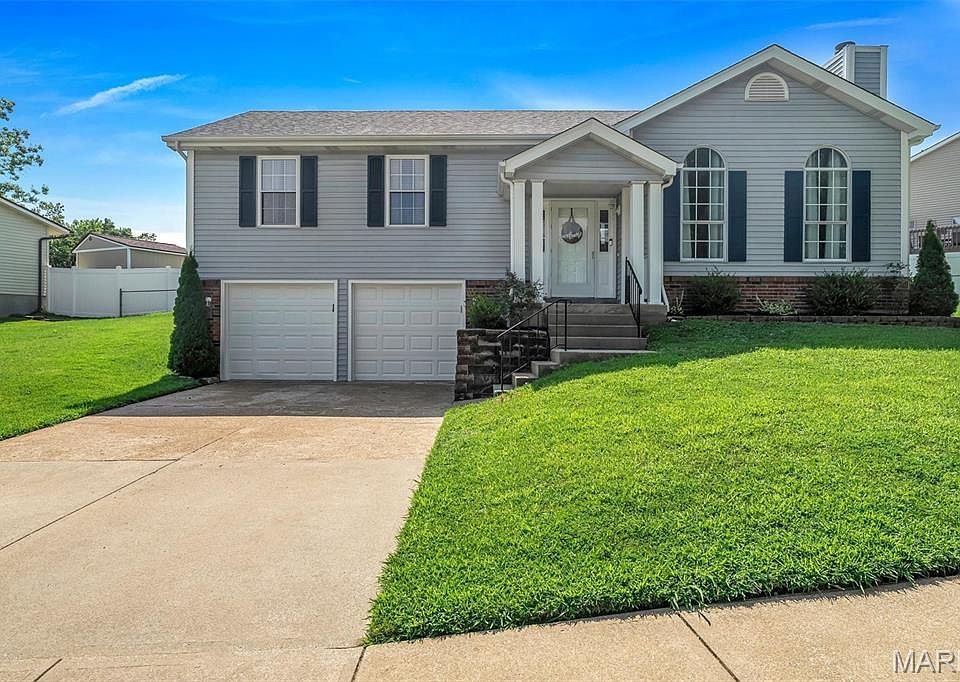 1st image of 7042 Grassy Valley Dr