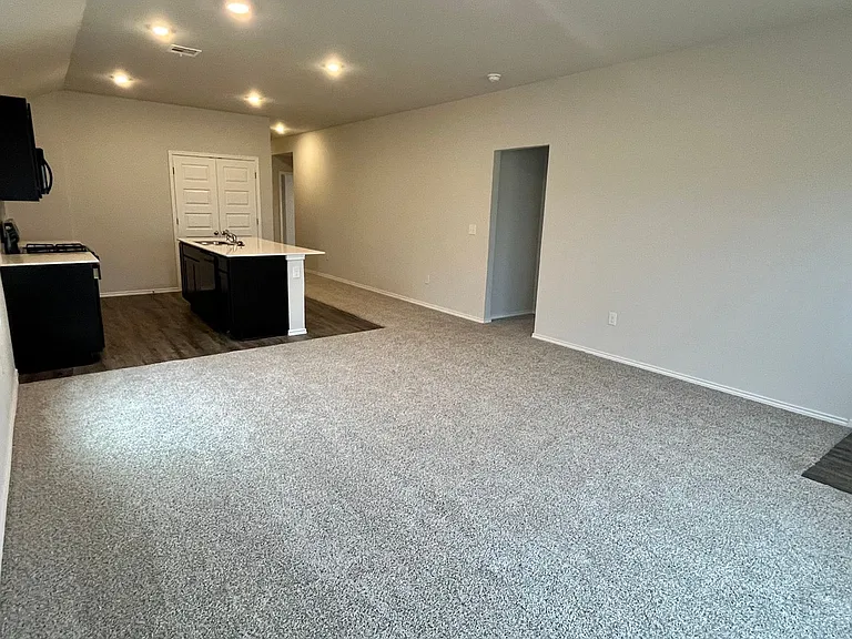 11625 Krew Way — Photo 4