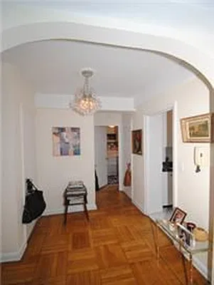 Rented by Buchbinder & Warren | media 16