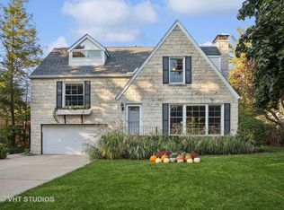 12 Briar Rd, Golf, IL 60029