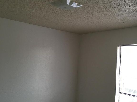 5th image of 424 Alford Dr APT 4
