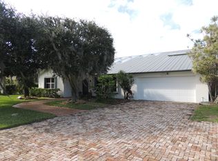 8357 SE Coconut St, Hobe Sound, FL 33455