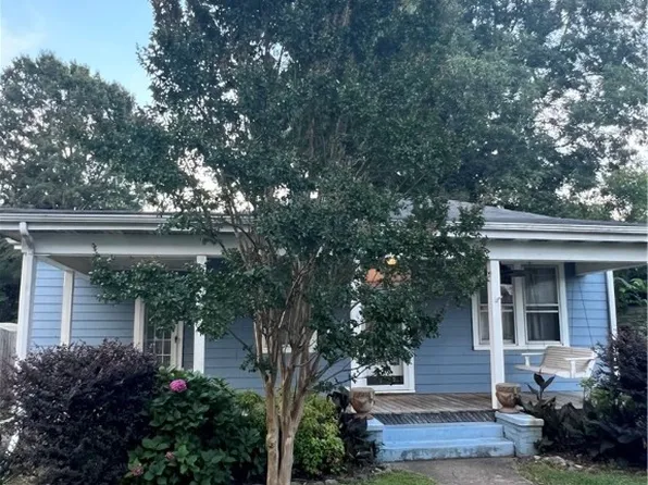 817 Lafayette Ave, Colonial Heights, VA 23834