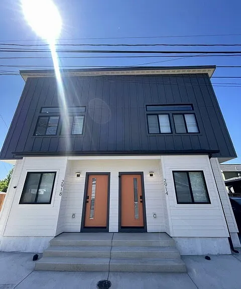 2914 Harris Aly — Photo 1