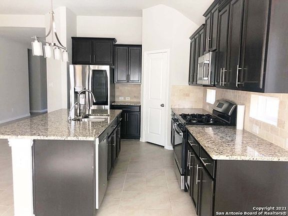 3rd image of 3063 Blenheim Park