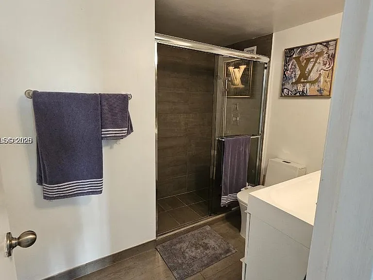1000 West Ave #214 — Photo 16