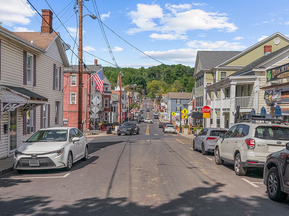 1st image of 1 Main St #204