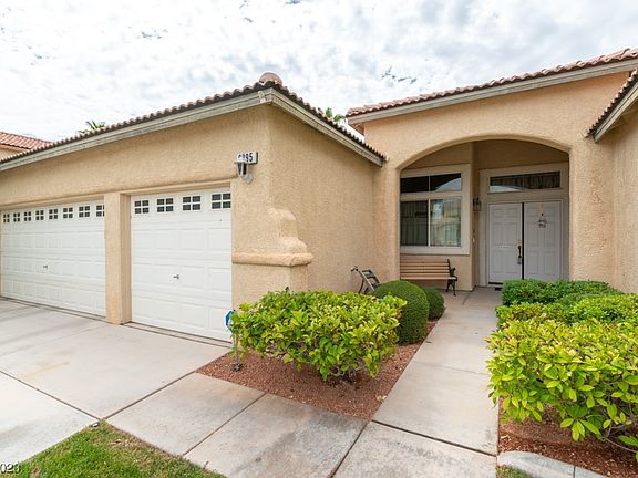 2nd image of 9895 Shadycrest Ct