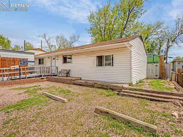 605 Huron Rd, Colorado Springs, CO 80910