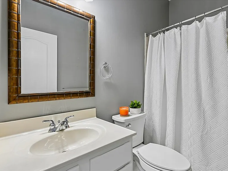 441 Penwood Dr — Photo 4