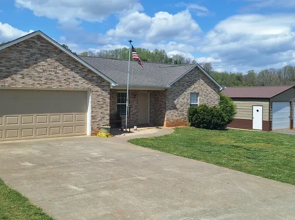 6199 Sinking Creek Rd, Greenback, TN 37742
