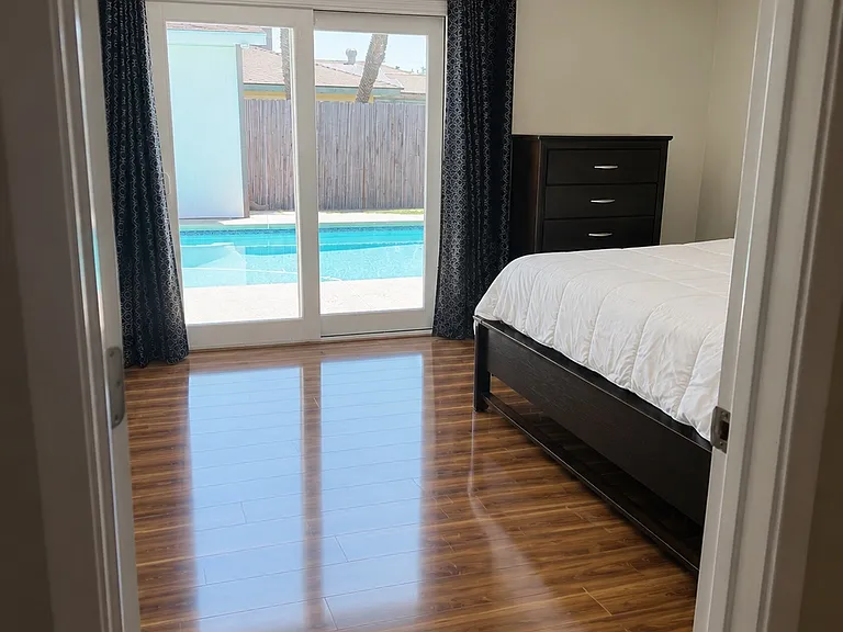 6378 N Poplar Ave — Photo 16