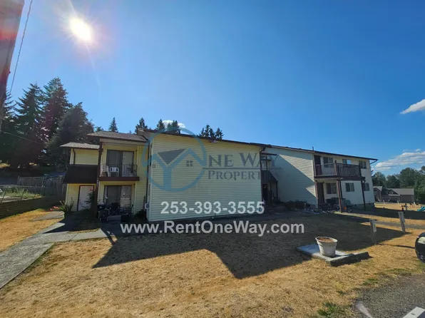 18601 4th St E #15, Bonney Lake, WA 98391