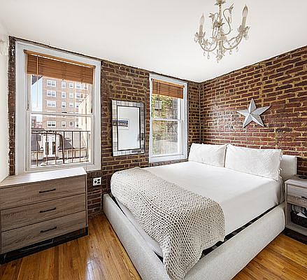 3rd image of 15 Jones St #4B