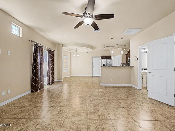 5th image of 2036 E HEARTWOOD Lane