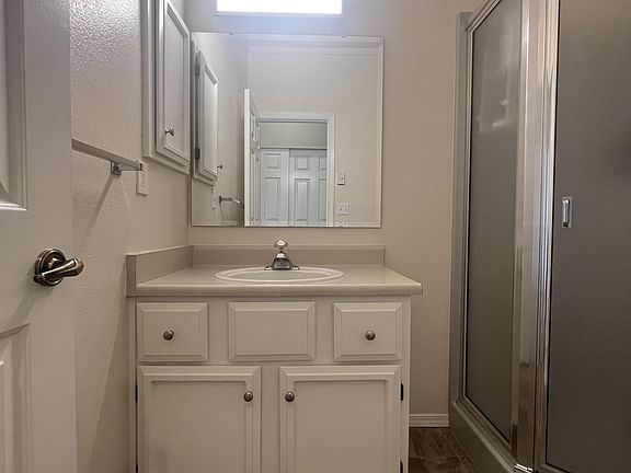 5th image of 407 1st St #302