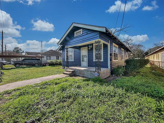 2nd image of 6415 Lockwood Dr