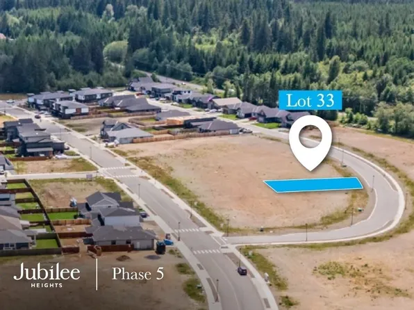 746 Salmonberry St, Campbell River, BC V9H 0G1