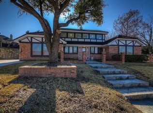 225 Sovereign Ct, Rockwall, TX 75032