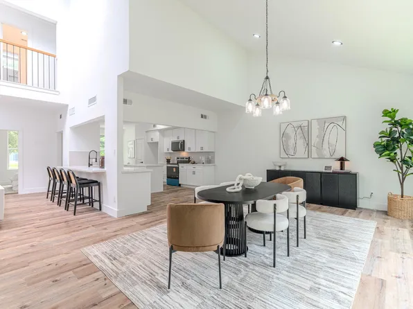 14323 Briarhills Pkwy, Houston, TX 77077