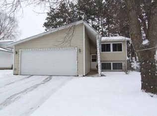 13893 Carmody Dr, Eden Prairie, MN 55347