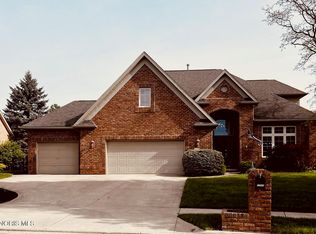 15564 Lakeview Pkwy, Findlay, OH 45840