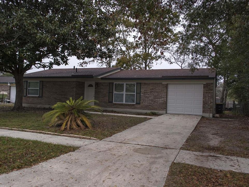 1st image of 8119 Kenwood Dr N