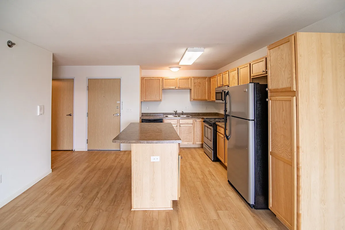 Building Photo - Collins Place Apartments