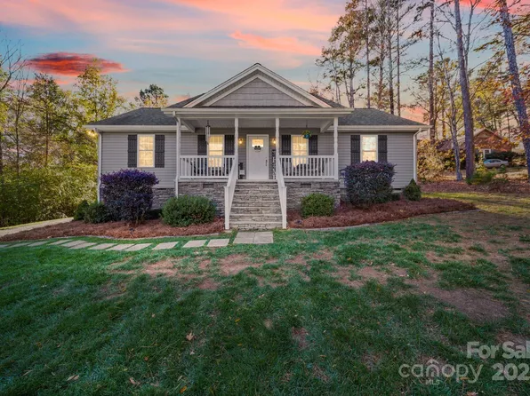 1223 Rainbow Dr, Oakboro, NC 28129