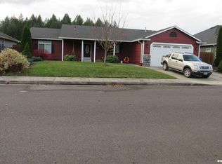 1245 SW 3rd Ave, Mill City, OR 97360