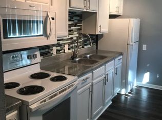 Chiquita Apartments, Dallas, TX 75211