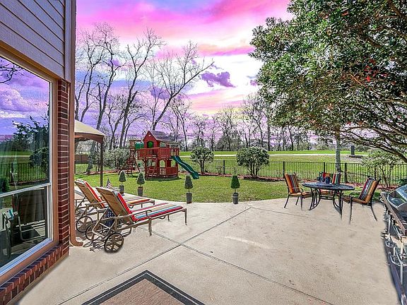 Welcome home.... - fabulous views! You will be proud to call this your home!