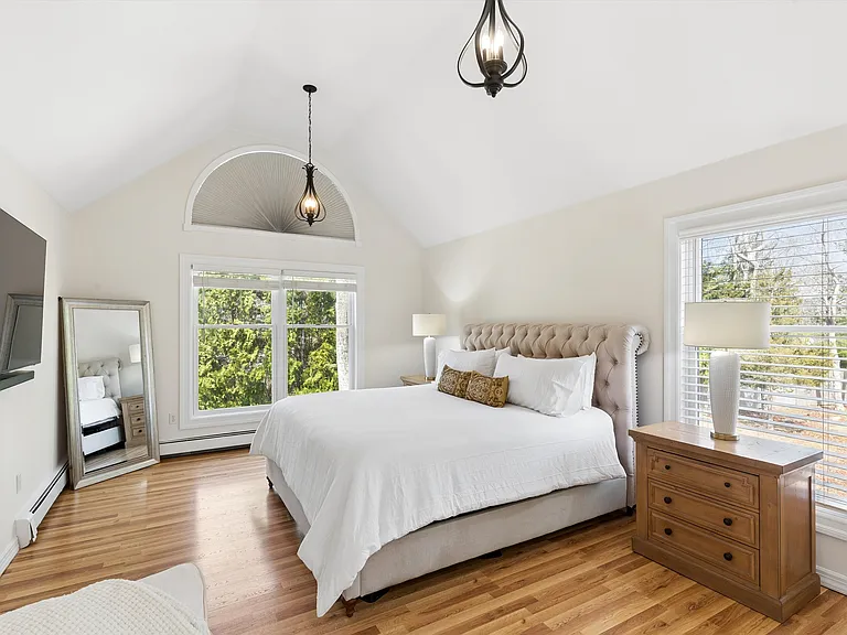 50 Wooded Oak Ln — Photo 12