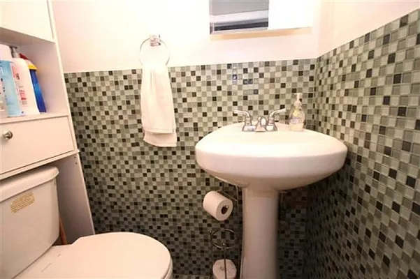 Sold by Bergen Basin Real Estate | media 78