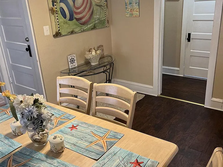 106 N Rosborough Ave #3 — Photo 6