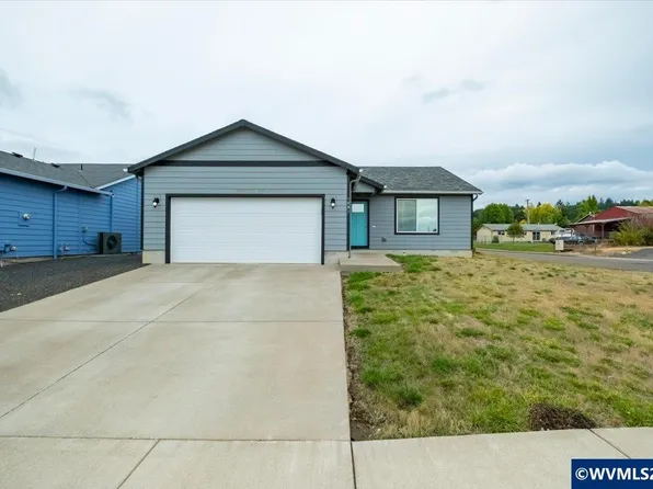 1231 46th Ct, Sweet Home, OR 97386