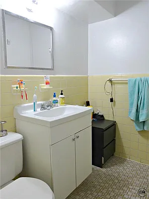 Rented by DSA Realty | media 83