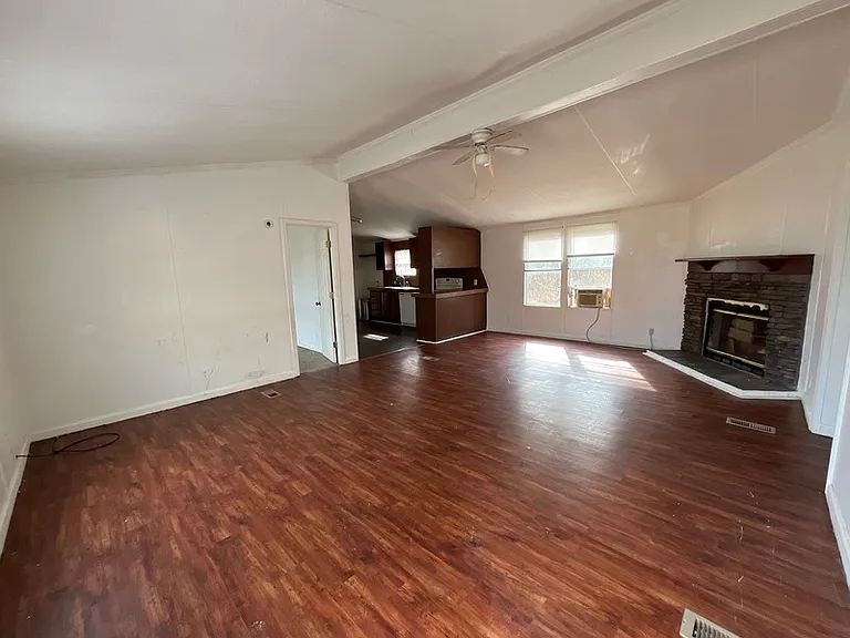 15 Oddie Ln — Photo 2