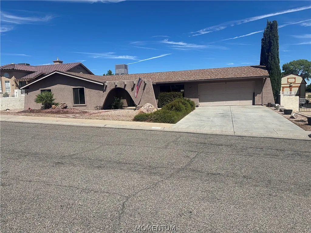 3 bed, 2.0 bath, 1511 sqft, $1,850 — Photo 1
