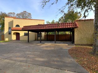 1102 Holleman Dr, College Station, TX 77840